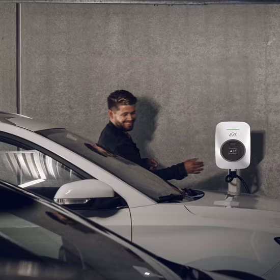 Estação de carregamento para veículos elétricos com caixa de parede inteligente 7kw para casa AC EV